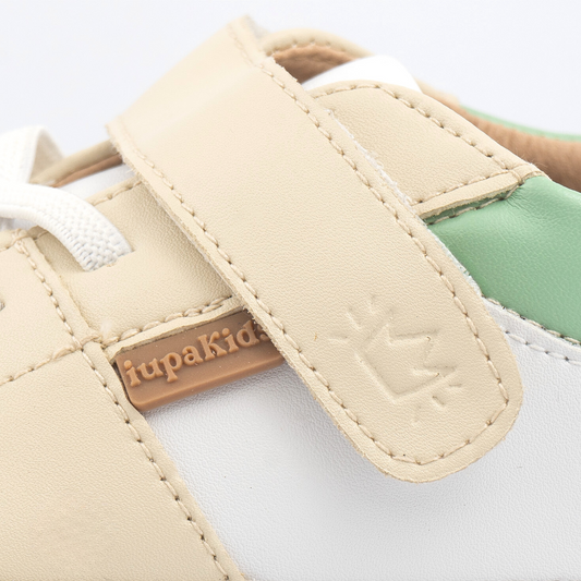 Zapatilla Los Angeles menta/plata Iupakids con velcro reforzado